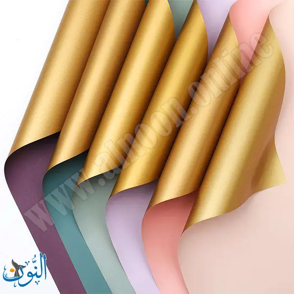ورق تغليف باقات كوري 57×57 سم مقاوم للماء وجه ذهبي 20 قطعة