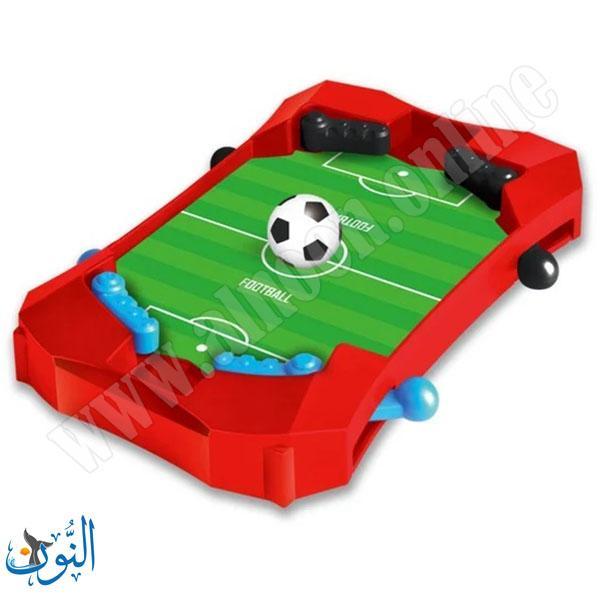 لعبة كرة قدم لوحية على كرت